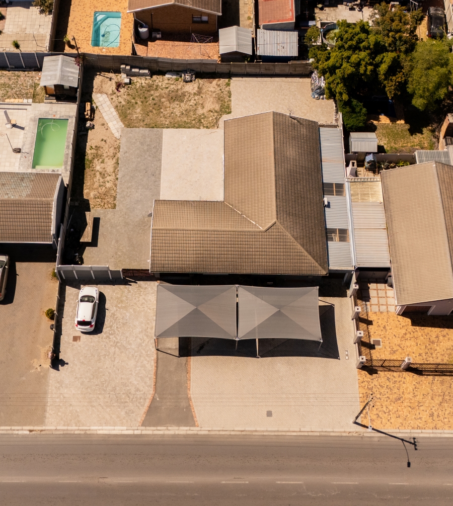 3 Bedroom Property for Sale in St Dumas Western Cape